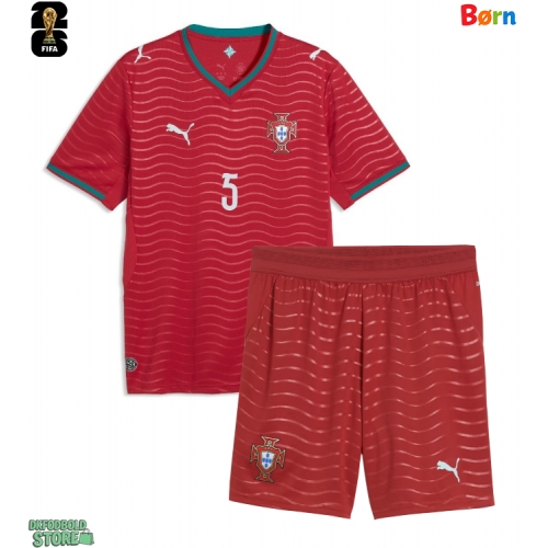 Portugal Diogo Dalot #5 Replika Babytøj Hjemmebanesæt Børn VM 2026 Kortærmet (+ Korte bukser)